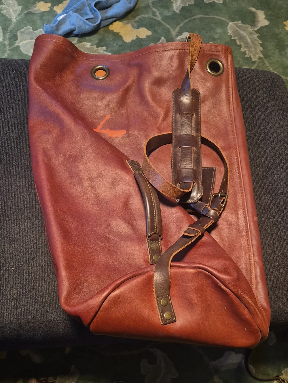 Men's Leather Duffel Bag - Brown